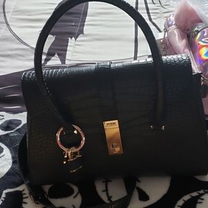 Purse Guess brand